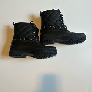 Sperry Quilted Boots - Size 6